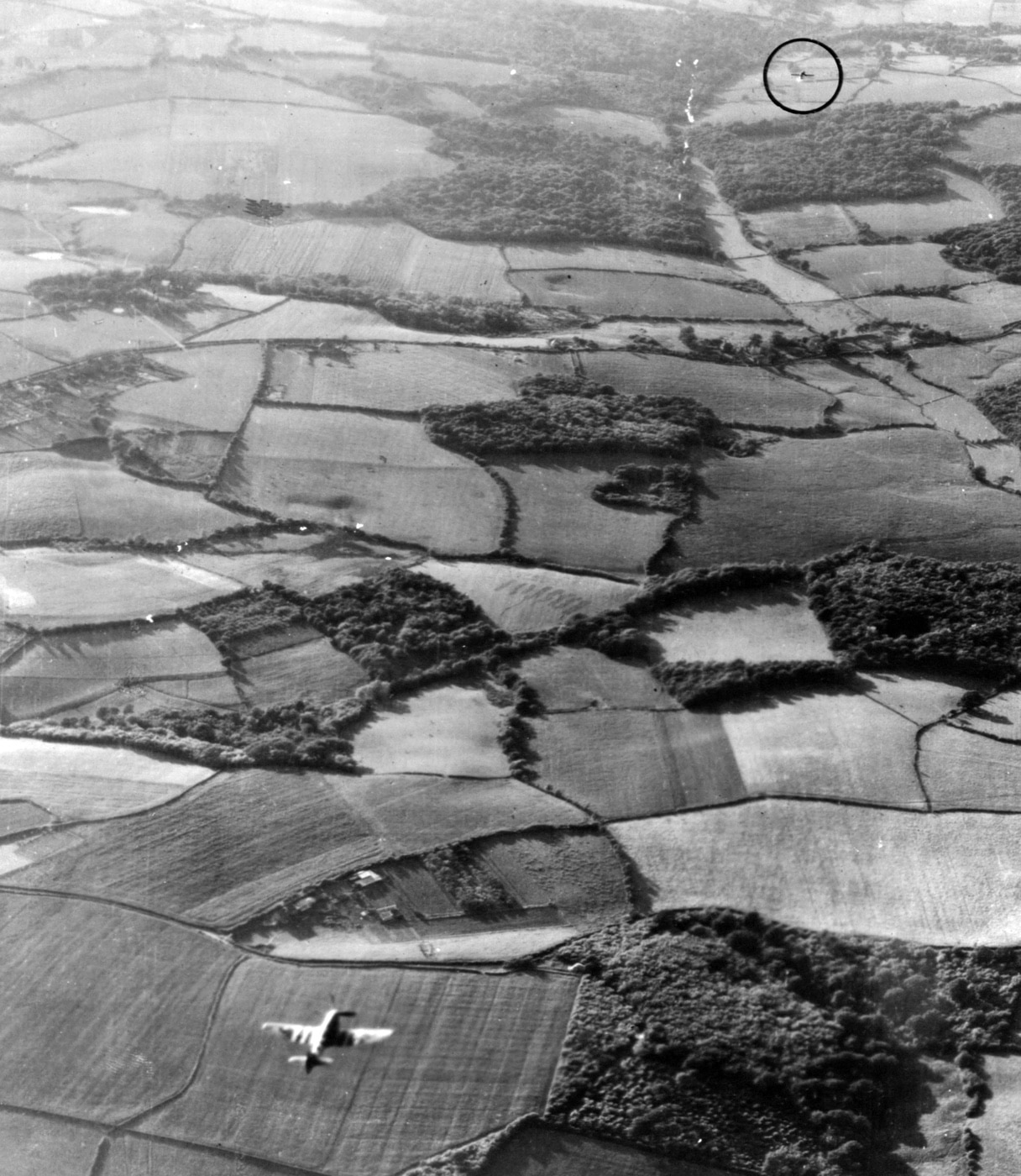 spitfire chases v-1 over england