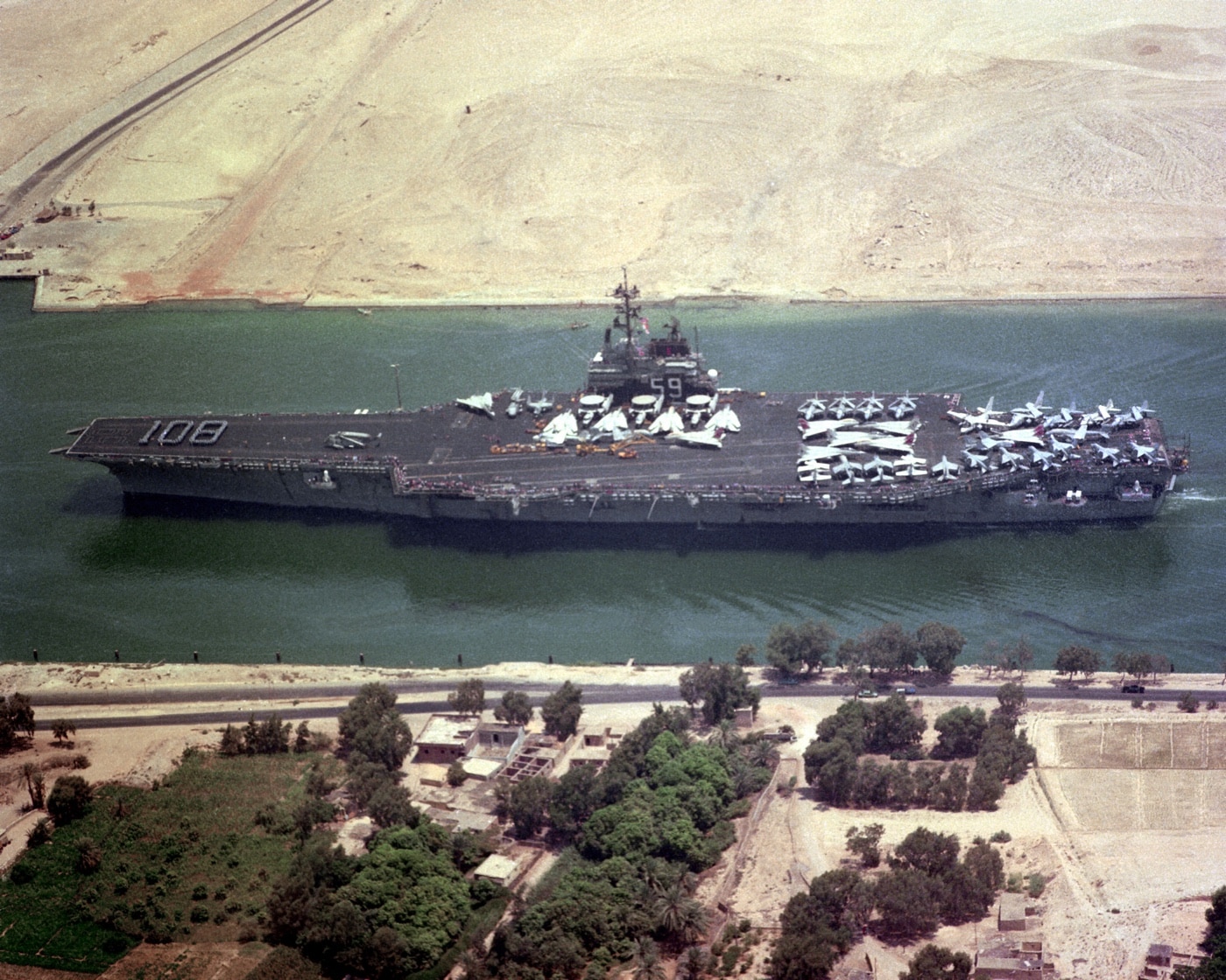 uss forrestal transitting the suez canal in 1988