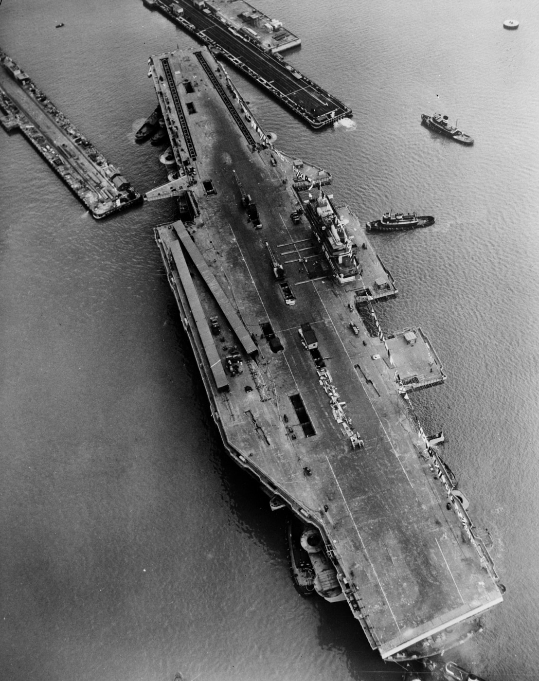 uss forrestal under construction early sea trials
