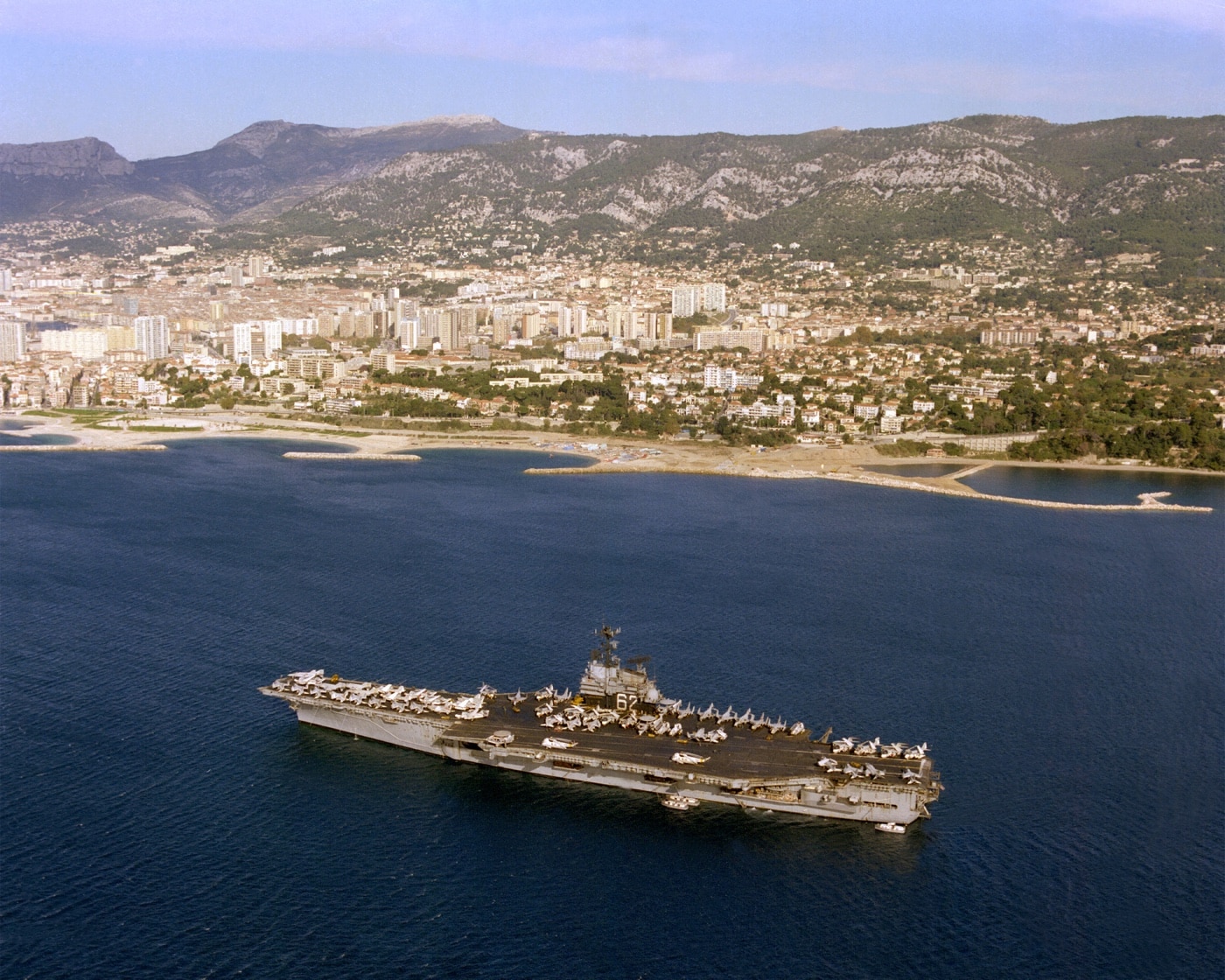 uss independence in toulon france