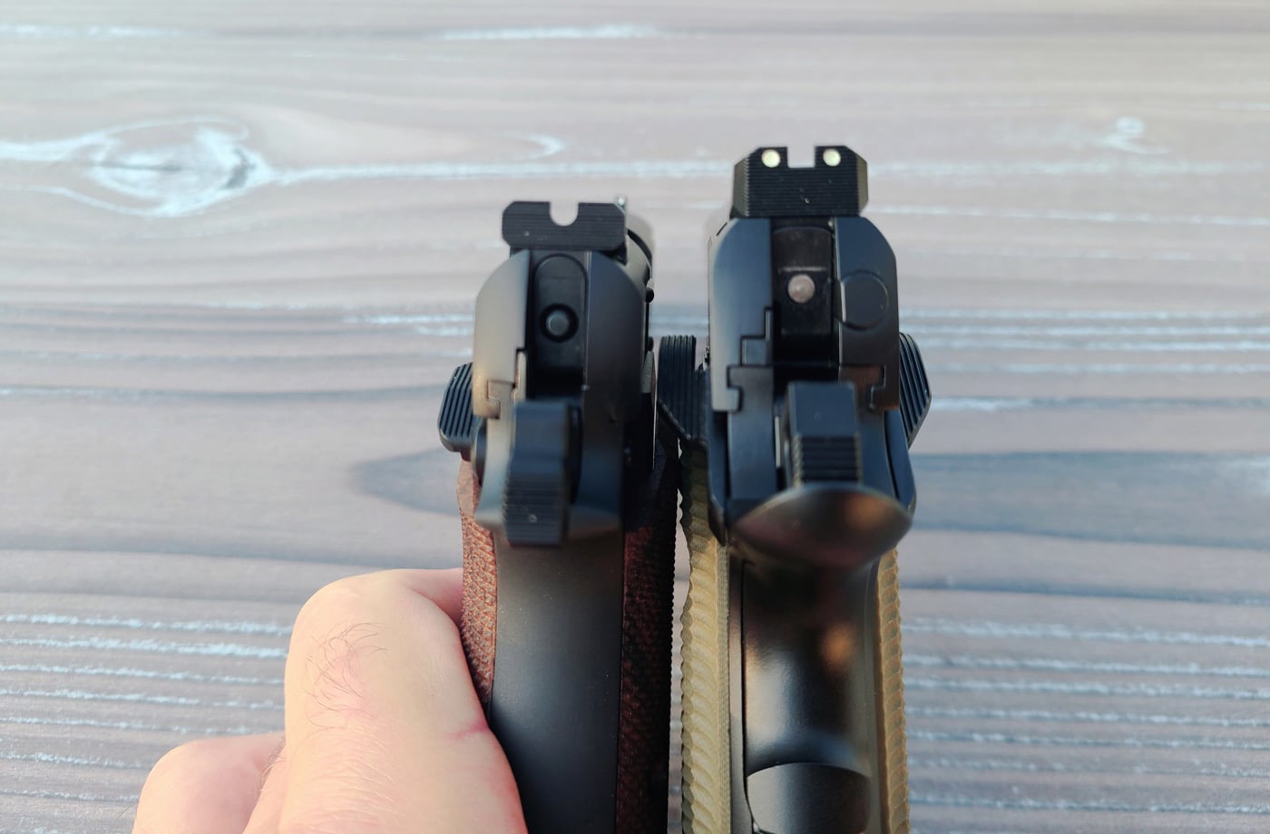 comparing the sights on the sa-35 and 1911 operator
