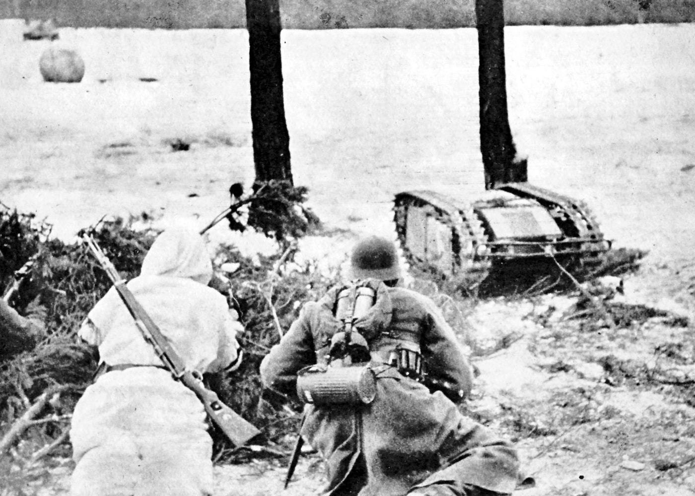 german operator maneuvers the goliath tracked mine