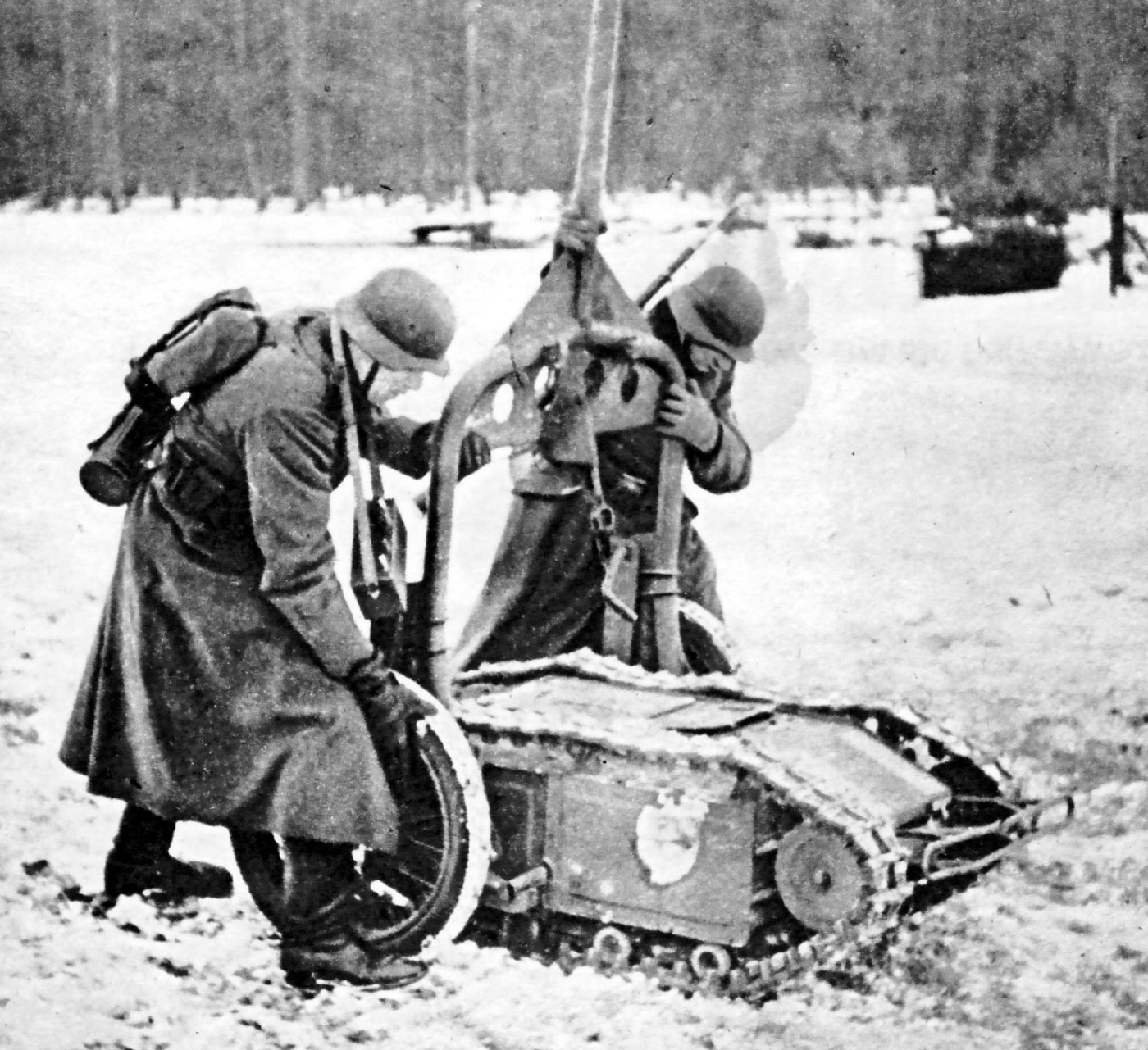 german troops deploy a goliath in russia