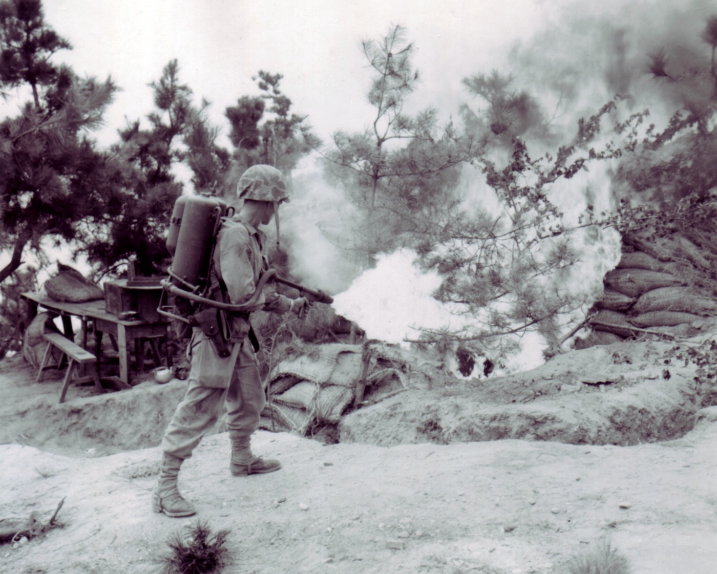 m2 flamethrower usmc inchon korean war