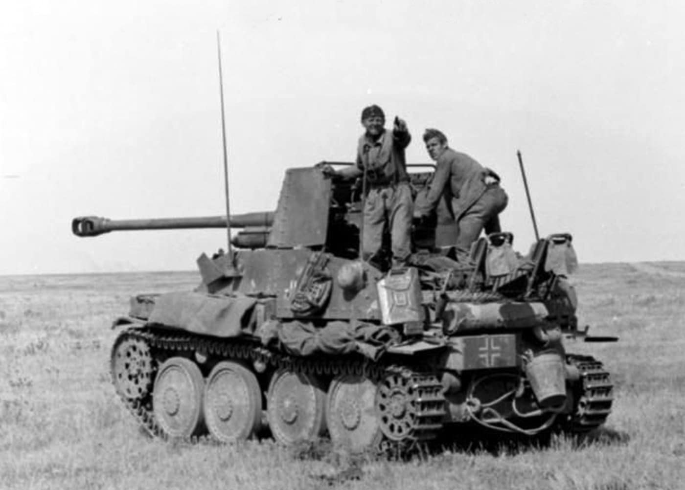 marder iii in action on eastern front