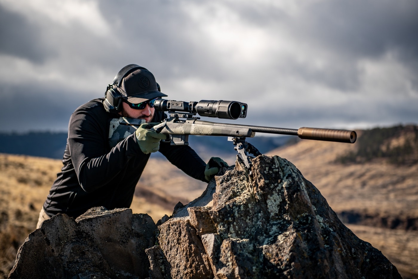 carbon fiber barrel on springfield hunting rifle