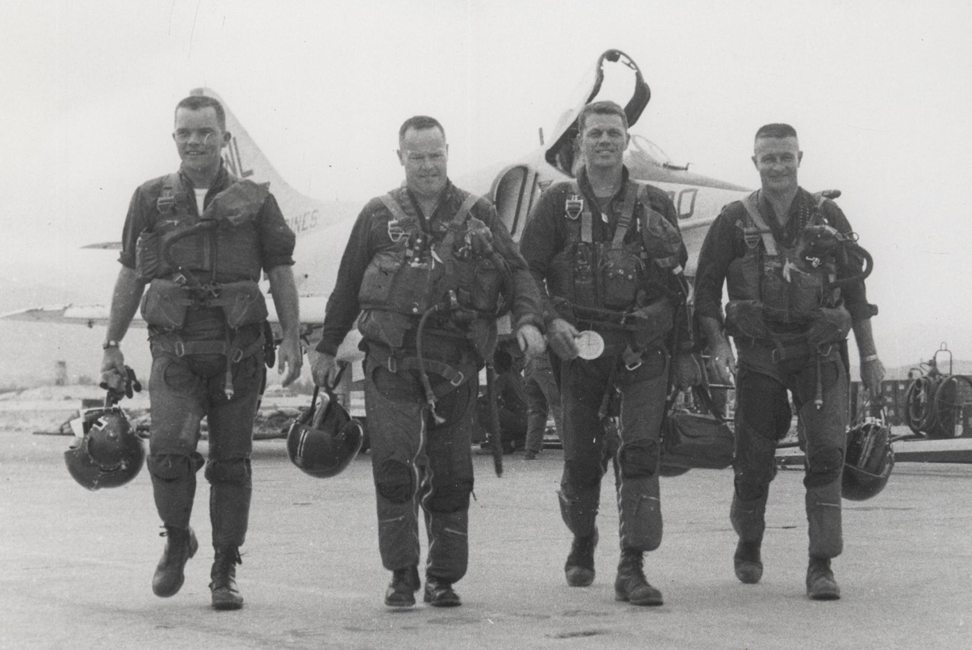 four marine pilots awarded distinguished flying crosses