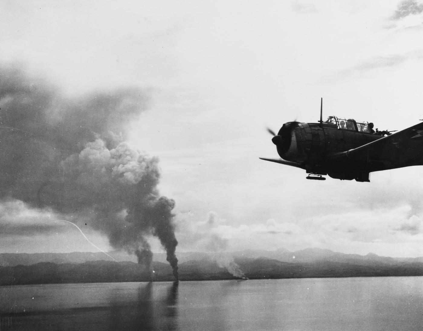 sbd dive bomber at guadalcanal