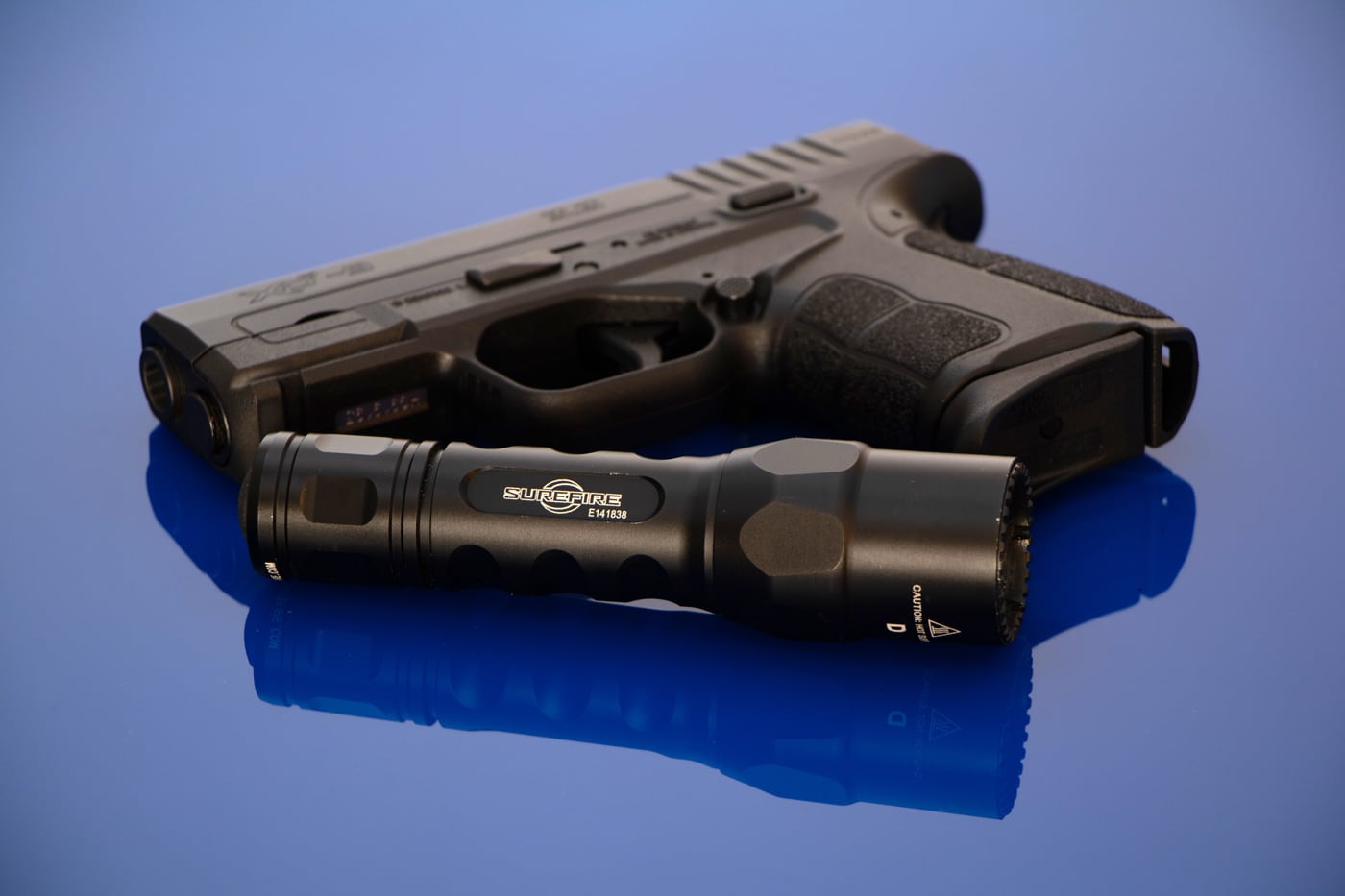 surefire tactical flashlight with xd-s for ccw self defense