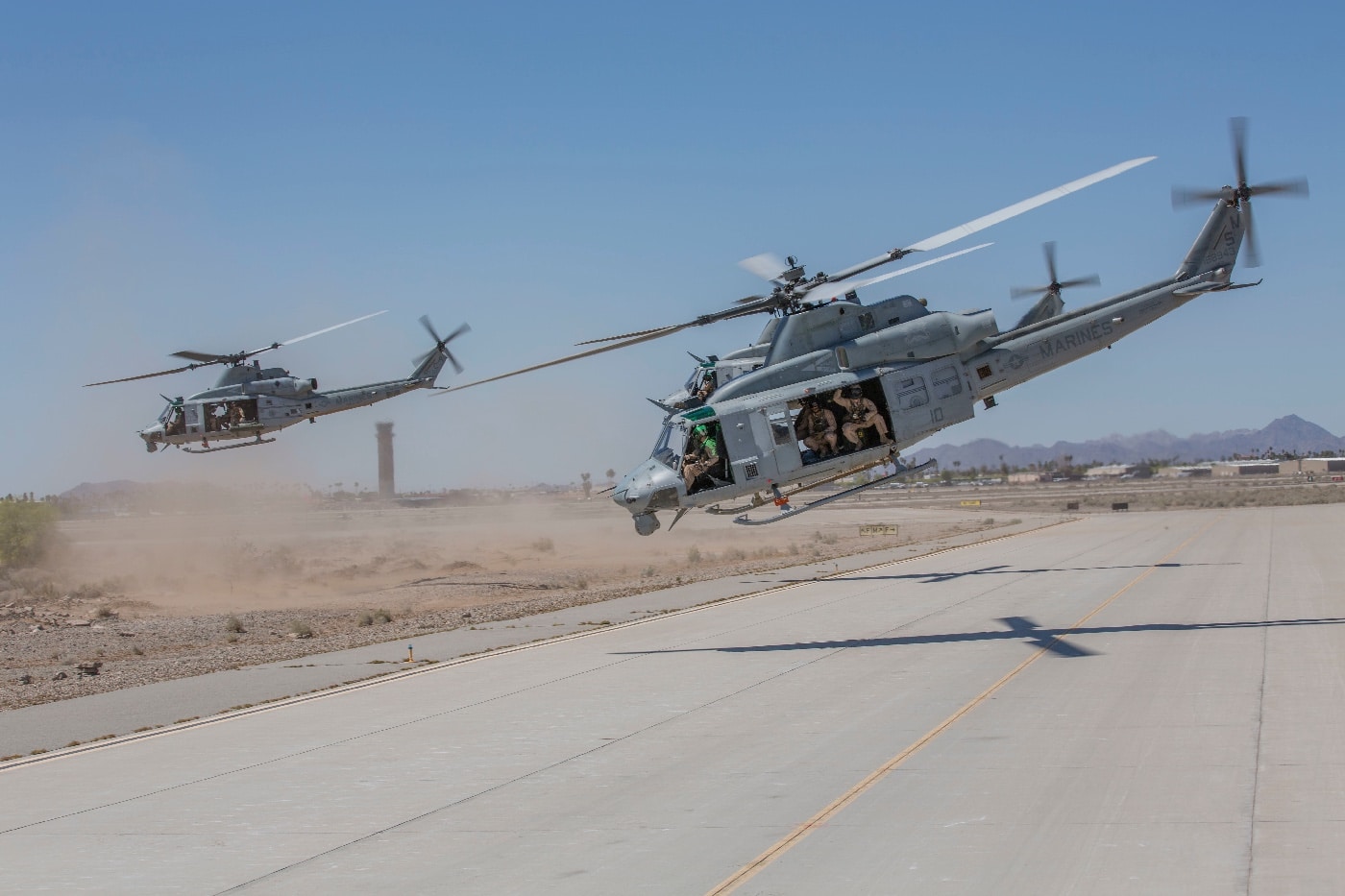 us marine corps uh-1y venom helicopters meu