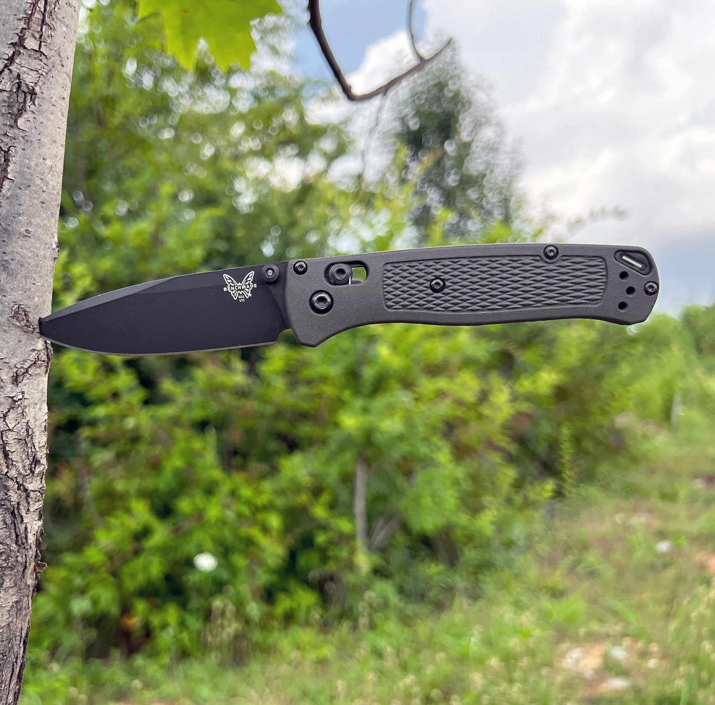 benchmade bugout review knife outdoors hiking camping survival hunting
