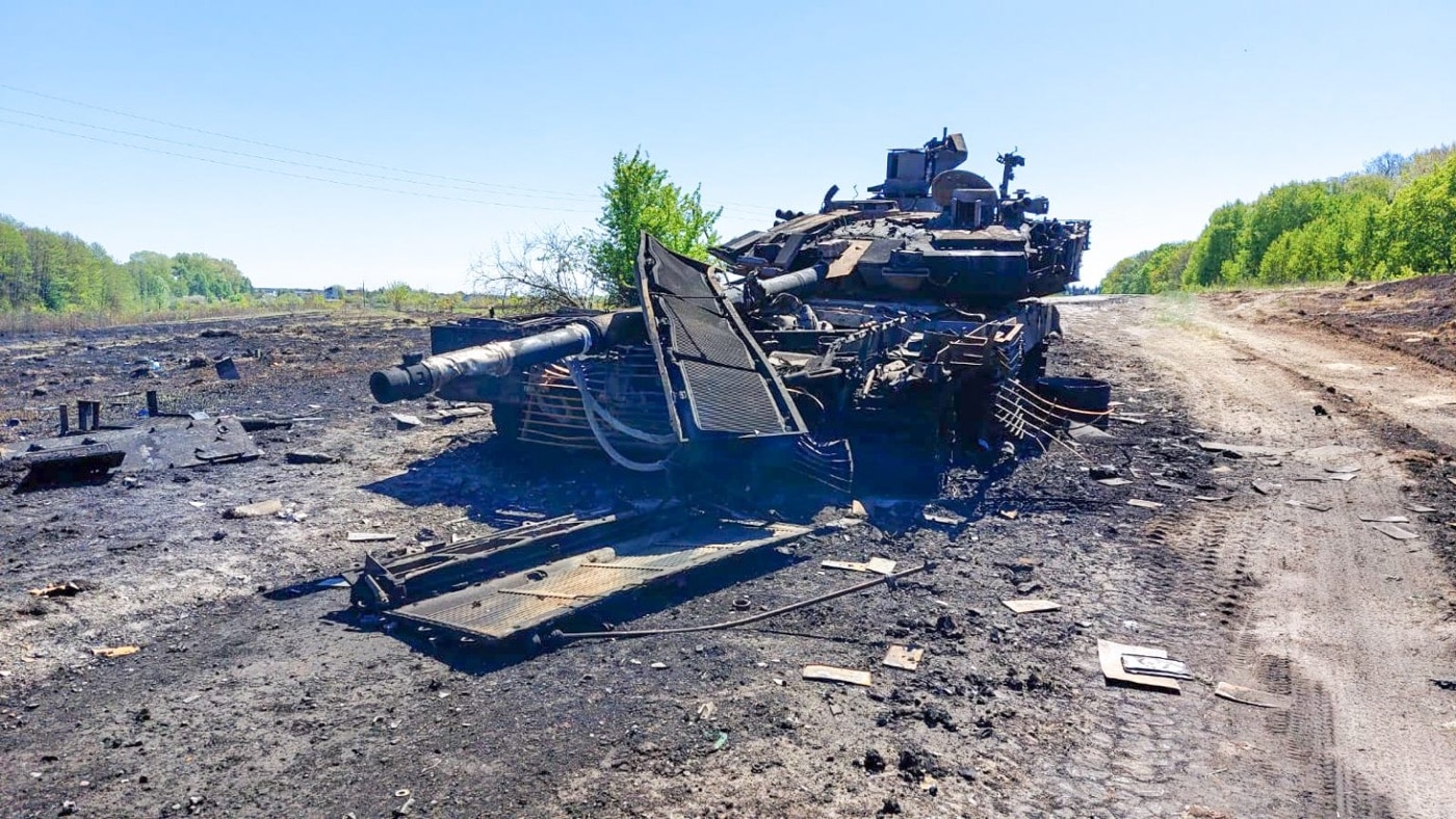 This Russian T-90 tank was destroyed inside Ukraine during the current Russo-Ukrainian war. Image: Ukraine Ministry of Internal Affairs