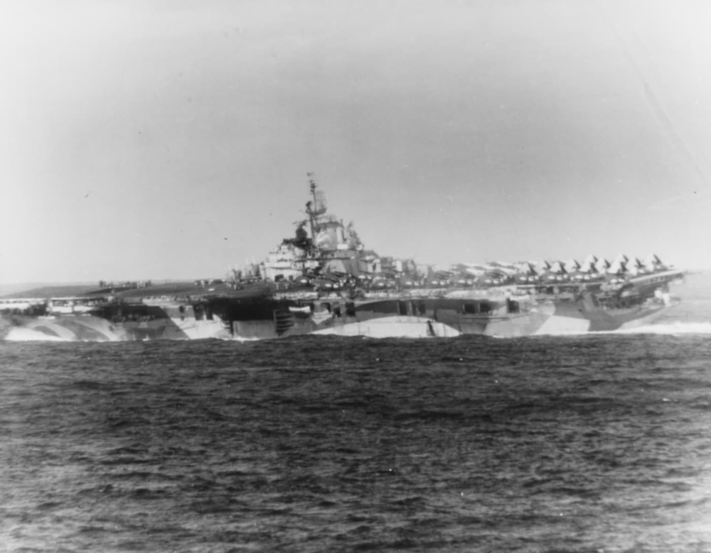 uss ticonderoga cv-14 1945 damaged by japanese kamikazes camouflage