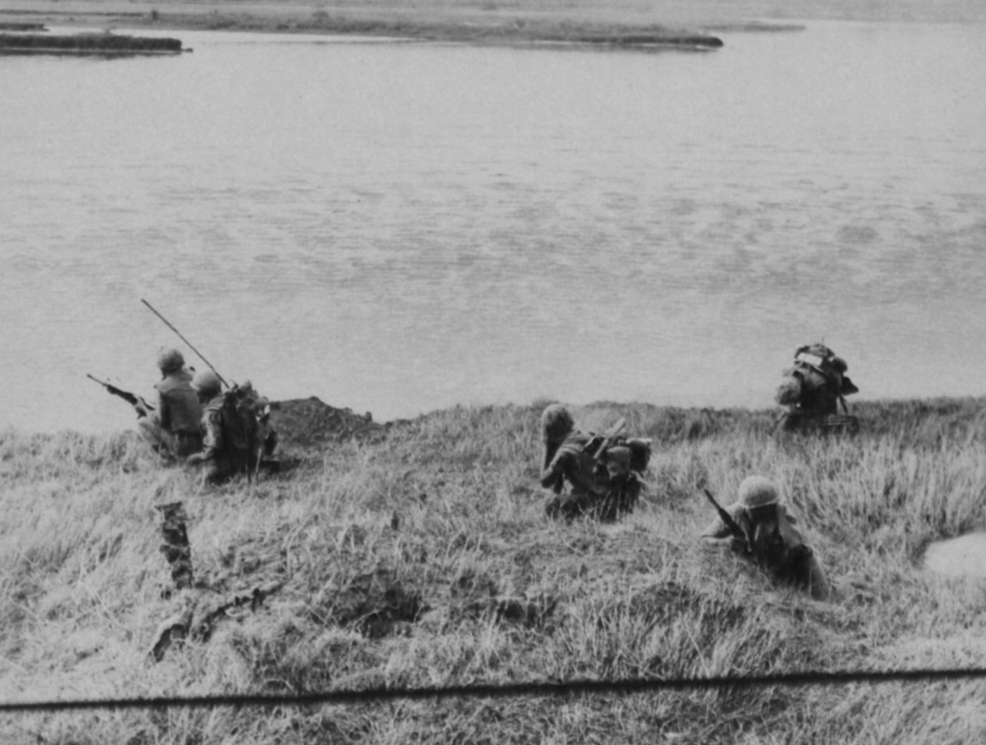 Republic of Korea Marines set up a hasty defense perimeter on Barrier Island, 12 miles southeast of Da Nang. The Marines were inserted by helicopters to search for the enemy. Image: Cpl. C. R. White/USMC