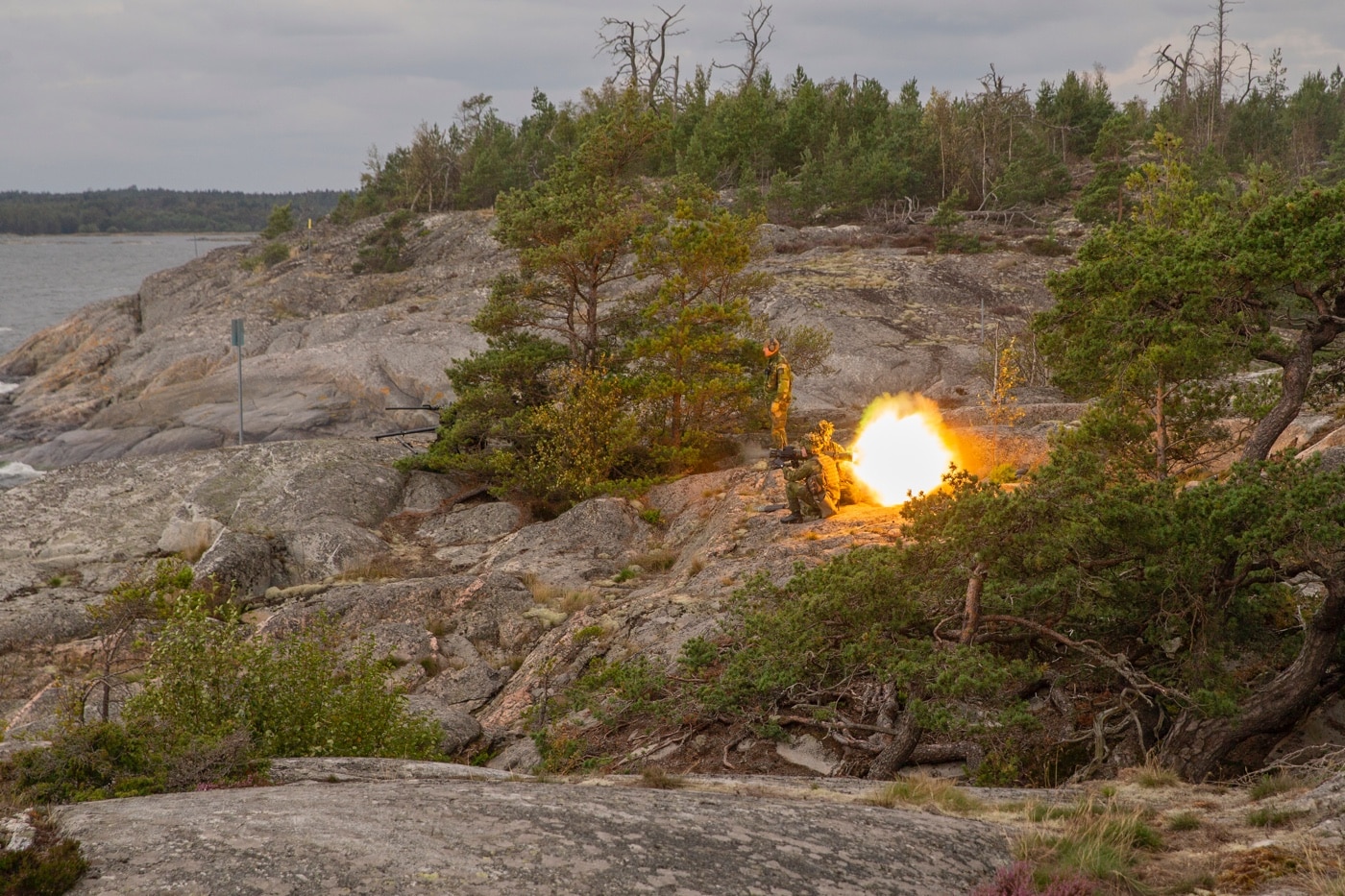 Swedish Marines fire Carl Gustaf M4 in training