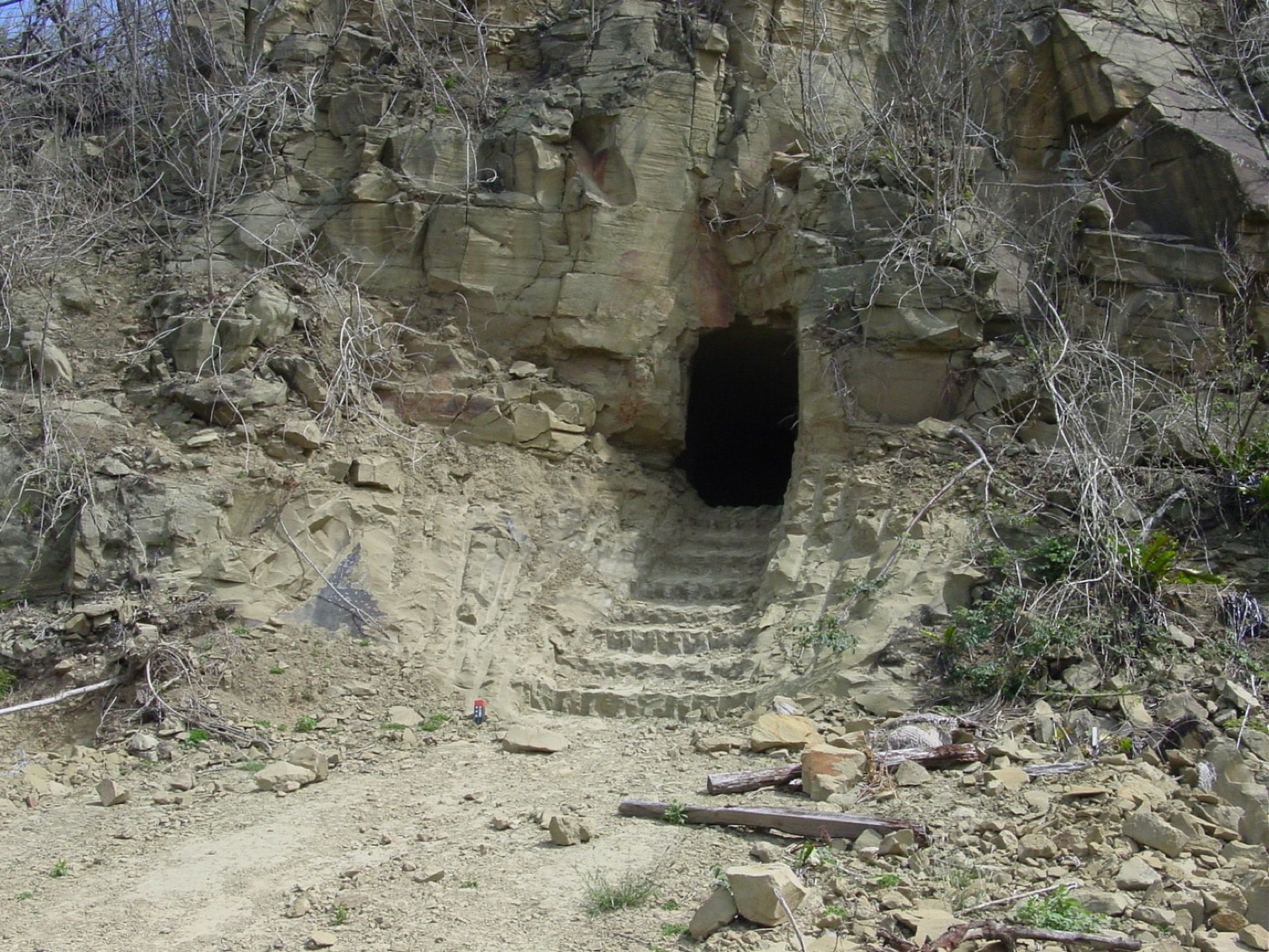 The entrance to what is believed to be one of General Kuribayashi’s command posts on Iwo Jima. This one is extensive and winds deep into Iwo Jima’s sweltering interior. Image: Dale A. Dye