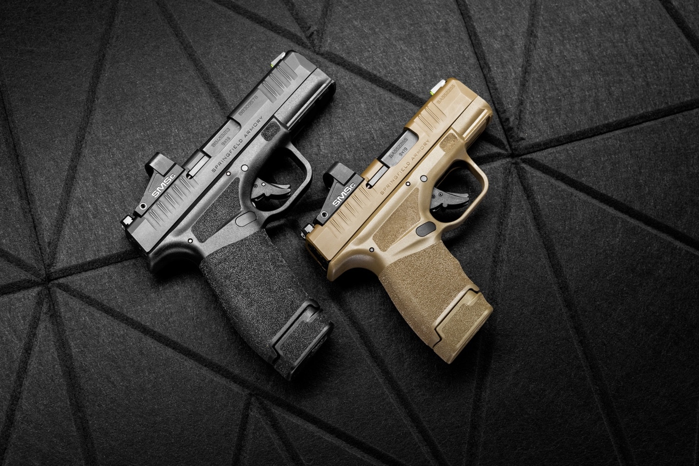 selecting a hellcat 9mm pistol