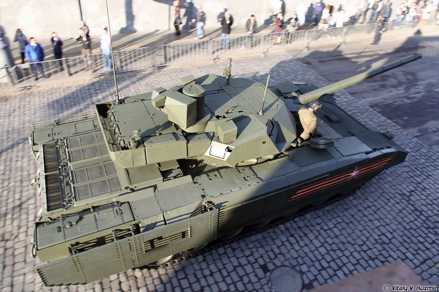 As we see in this photograph, the T-14 has the same general size and shape as any other modern tank. However, a great deal of automation is designed to keep the crews in armored capsules while automating much of the actions of the turret, cannon and guns. 