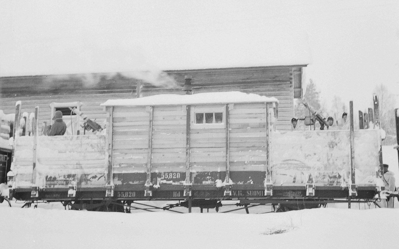Finnish M09-21 Maxim machine guns mounted in a train for AA work