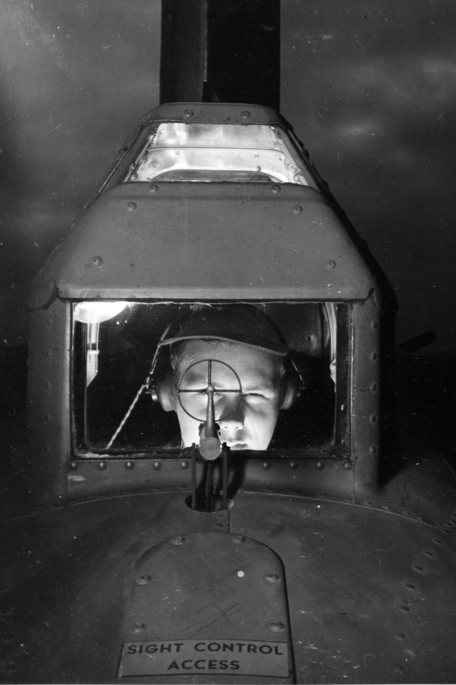 B-17 tailgunner sight