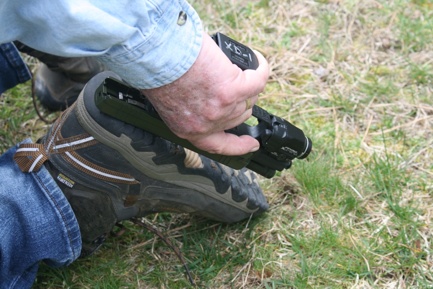 using rear sight to rack slide