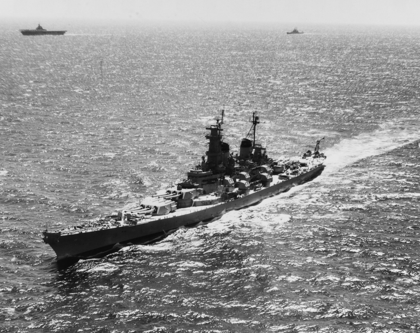 speed of Iowa-class battleships