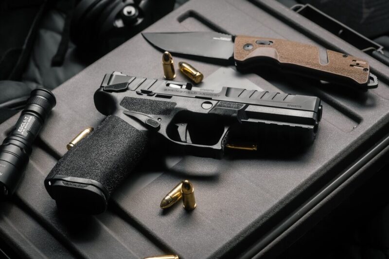 First Look: Echelon 4.5F with Manual Safety - The Armory Life