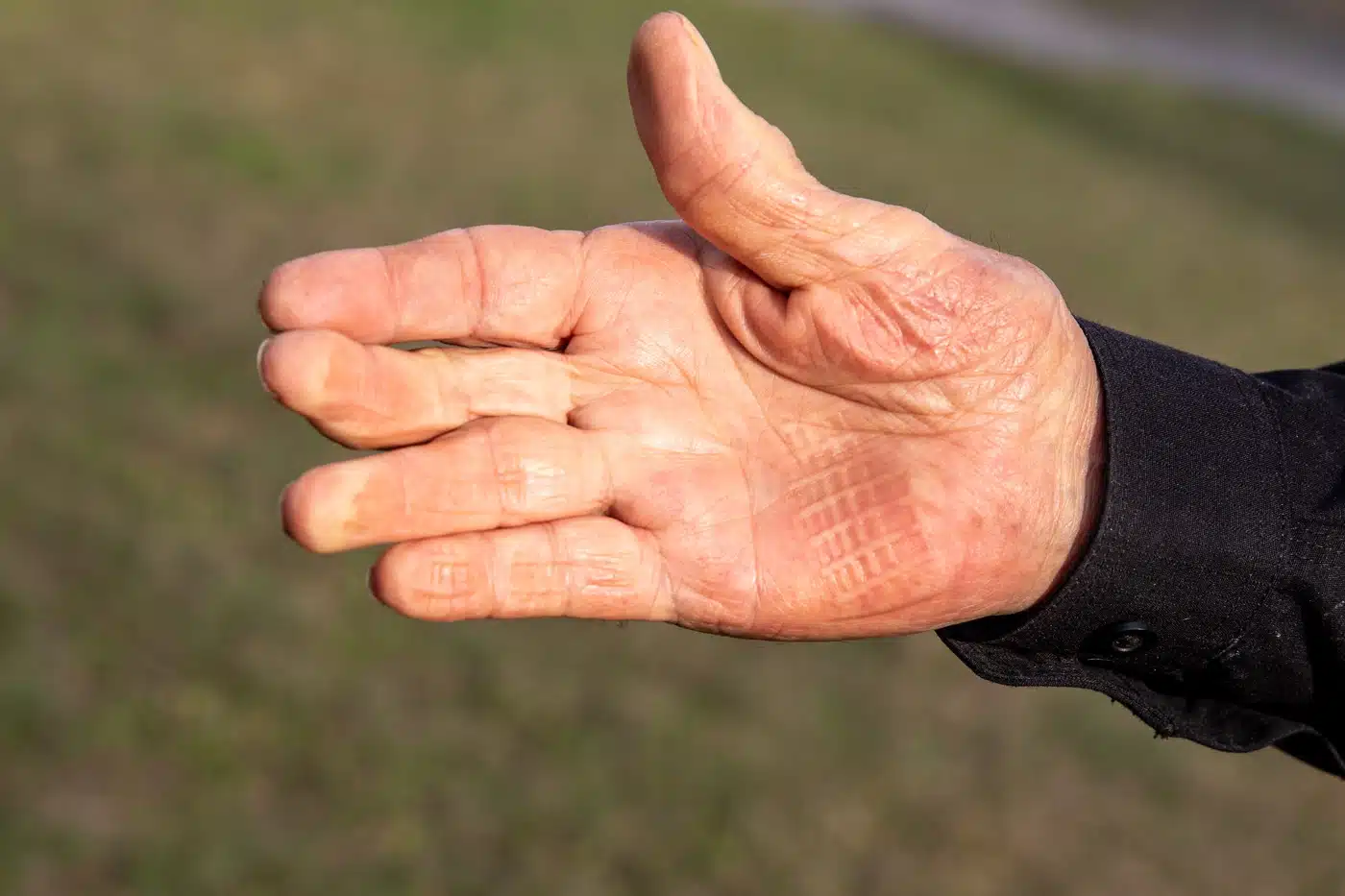 hand-strength-crush-grip.jpg.webp