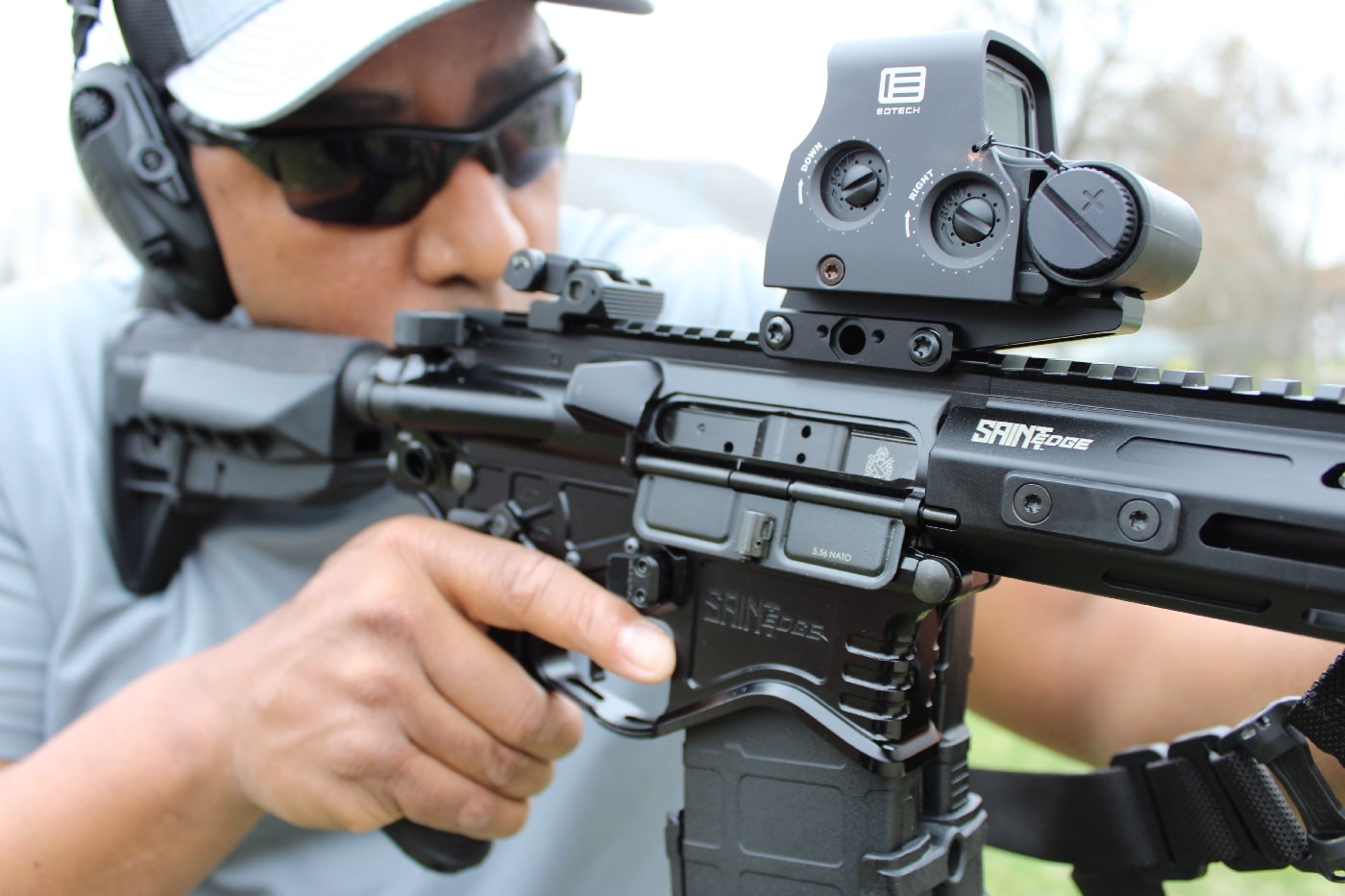 EOTech EXPS red dot sight on author SAINT rifle
