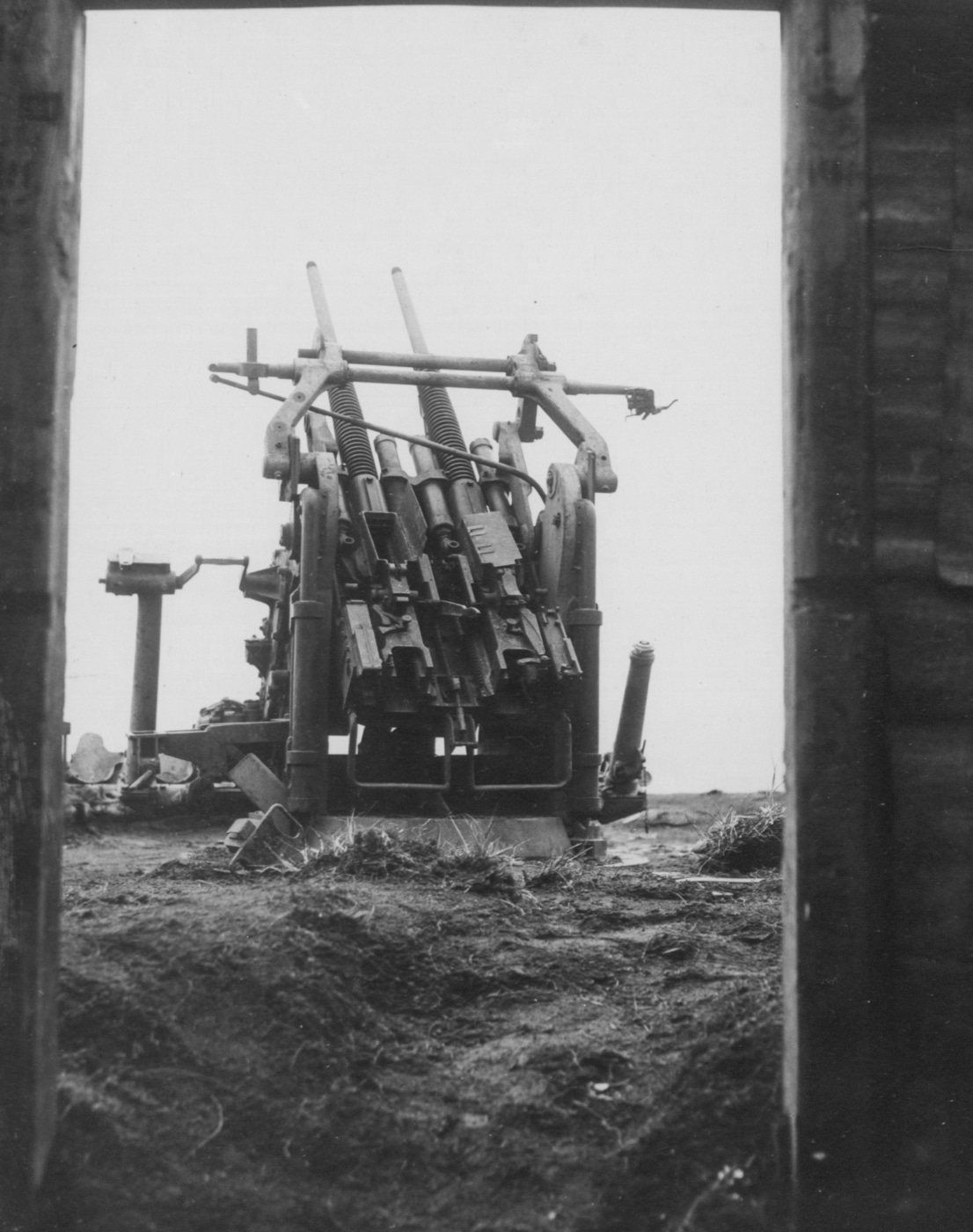 Japanese AA gun emplacement captured by Americans