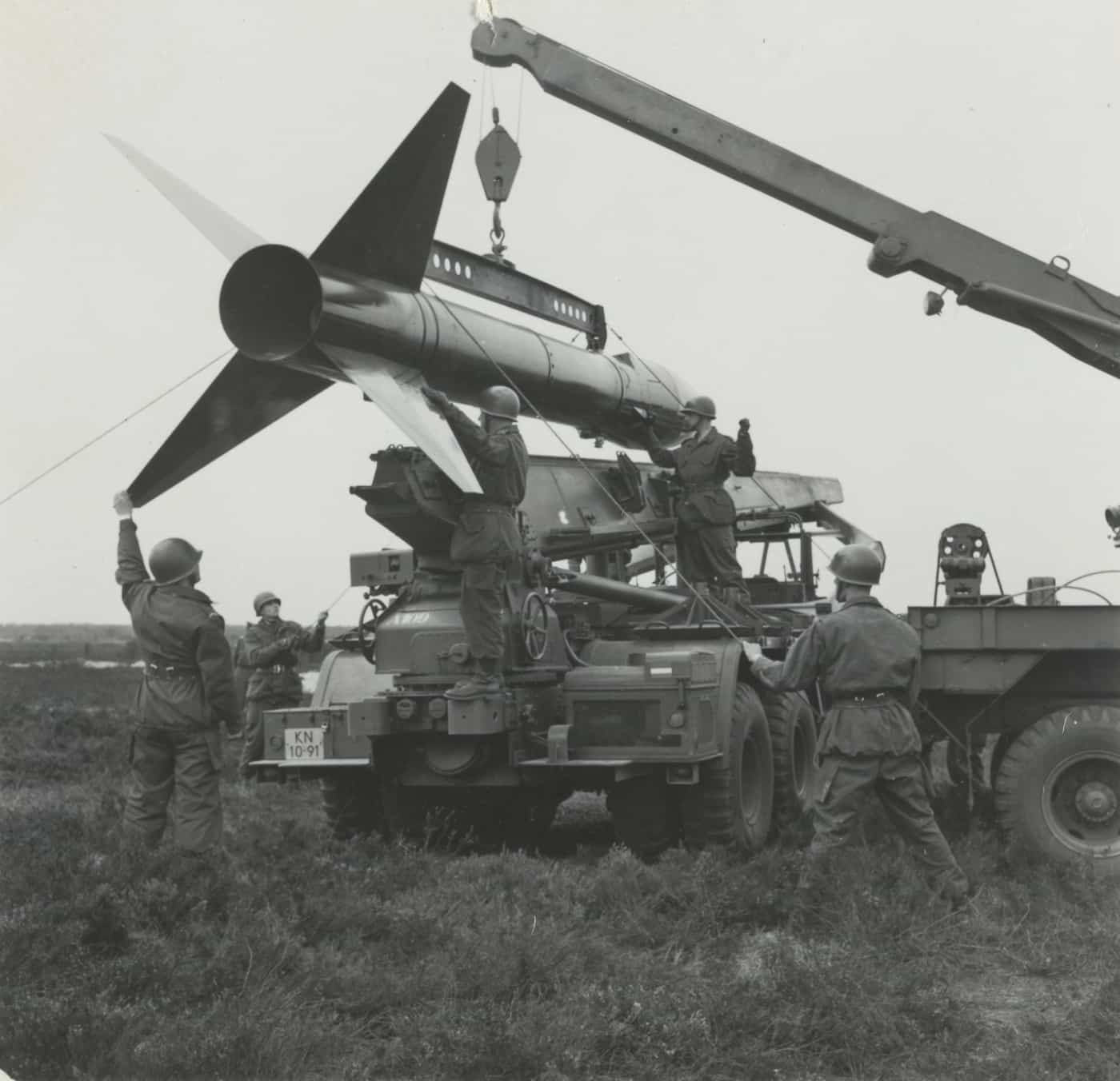 M31 nuclear armed Honest John rocket