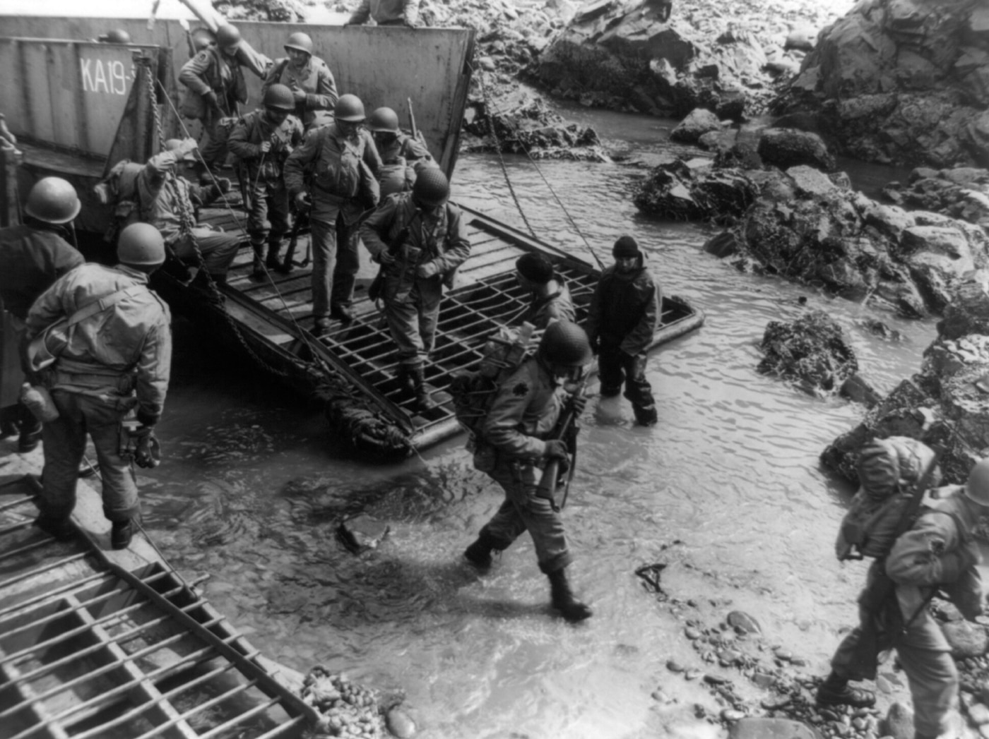 troops land on Kiska Island to retake it from the Japanese