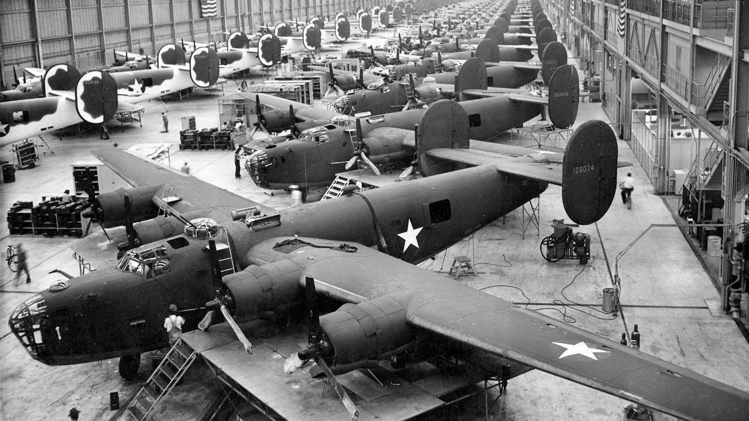 Consolidated B-24 Liberator: Relentless American Bomber