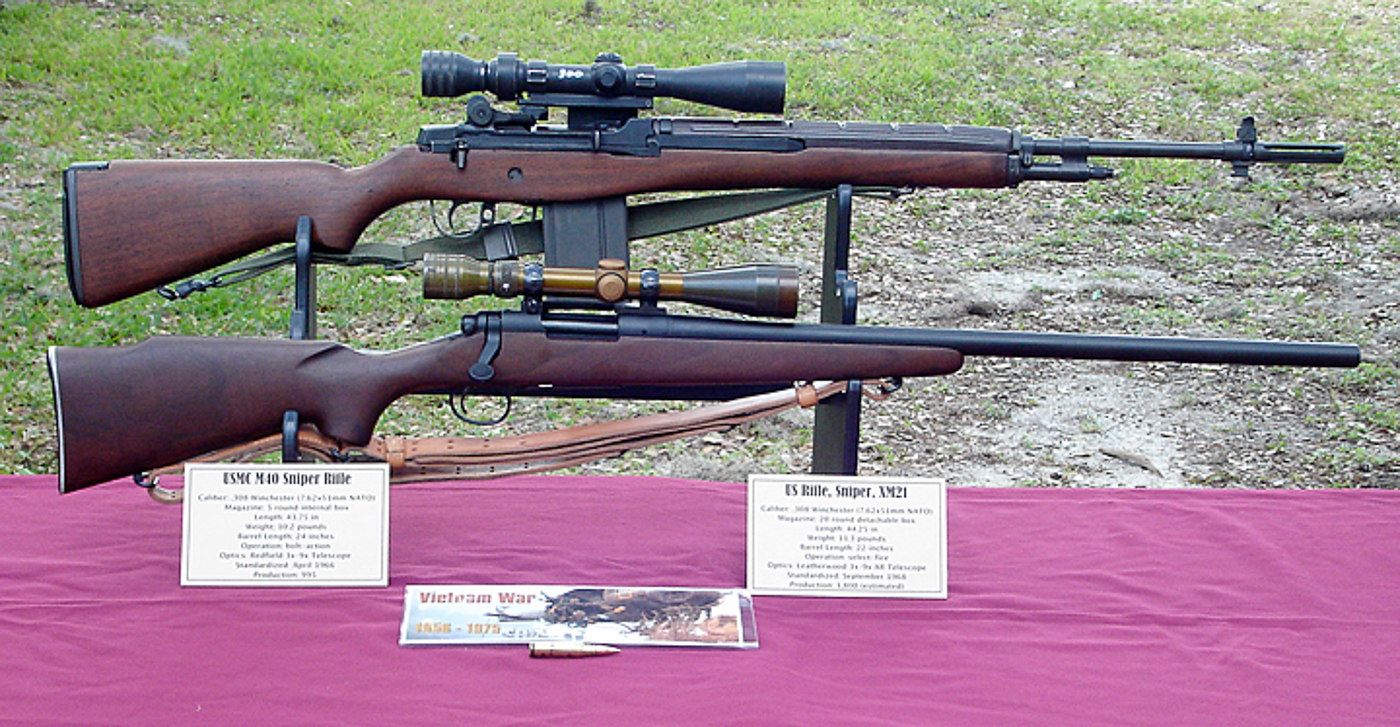 replicas of XM21 and M40 rifles from the Vietnam War