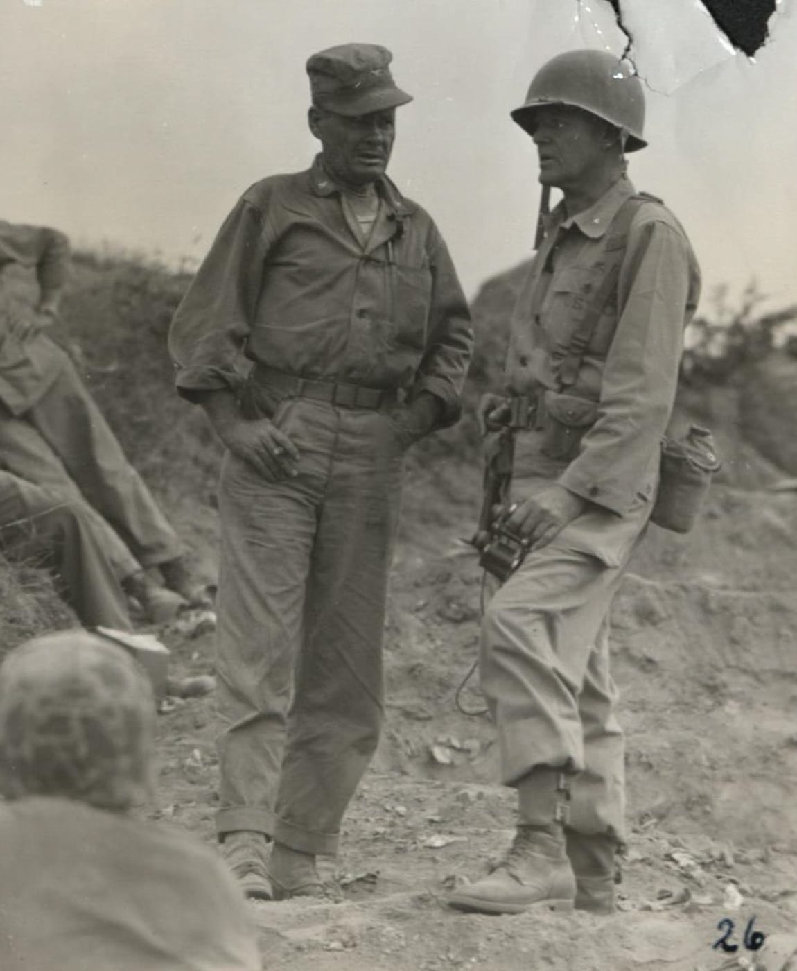 Col Chesty Puller talks to Brig Gen Edward A Craig during Korean War September 25 1950
