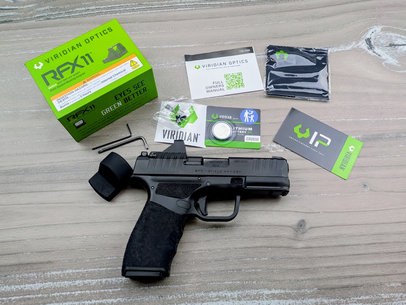 what is in the box with the Viridian RFX11 RDS