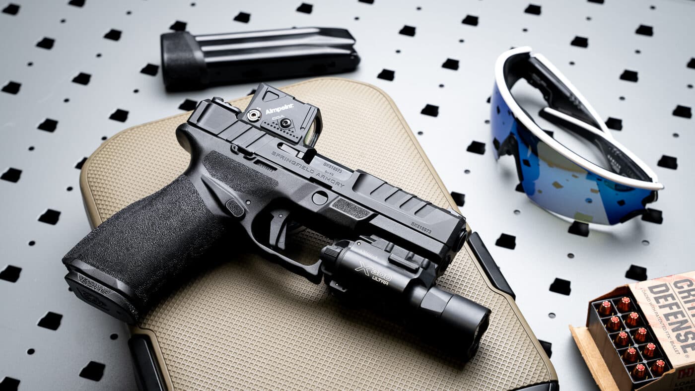 Springfield Echelon pistol with Aimpoint COA