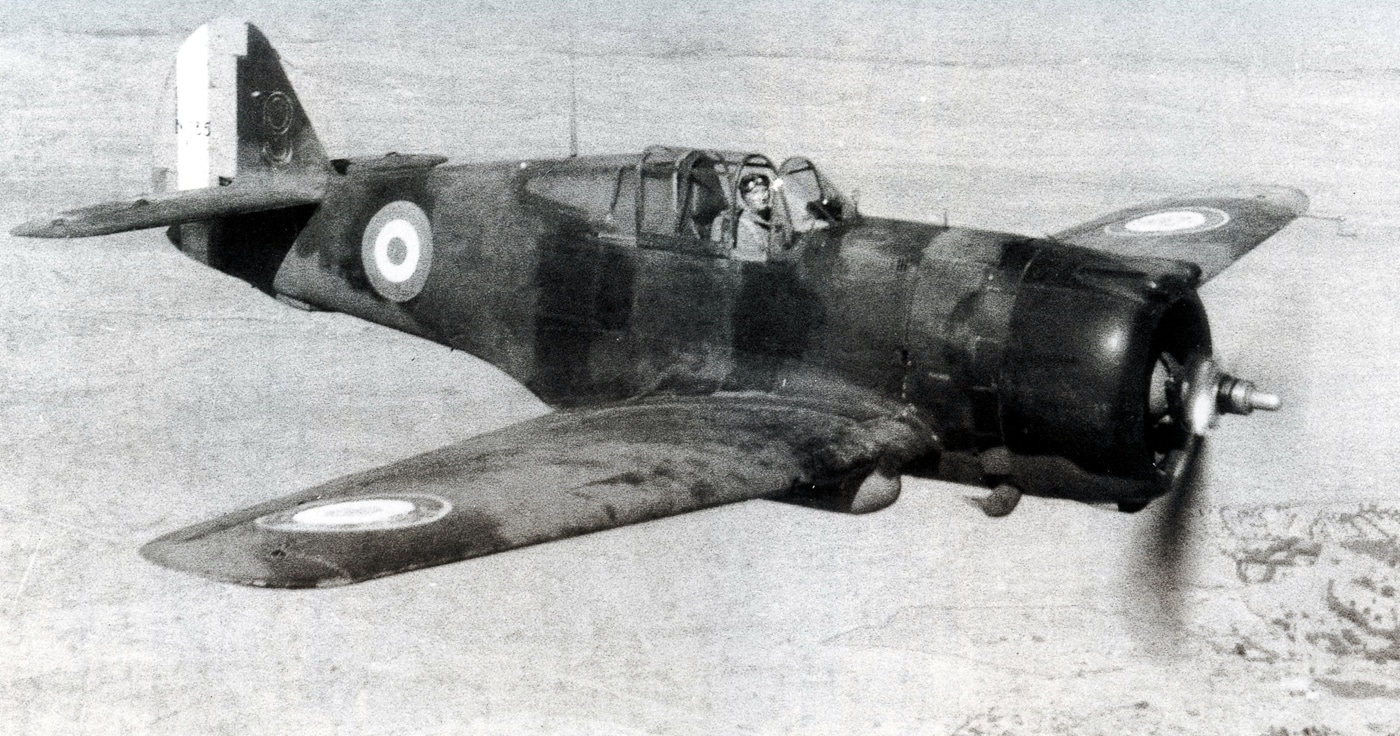 French Curtiss Hawk 75A-1 in flight
