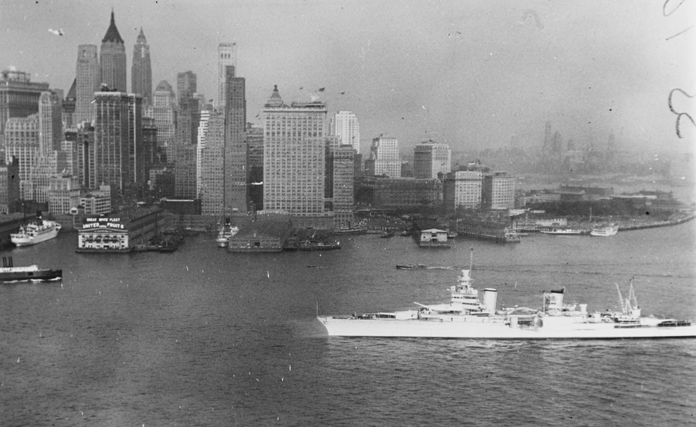 USS Indianapolis enters NYC harbor during Fleet Week 1934