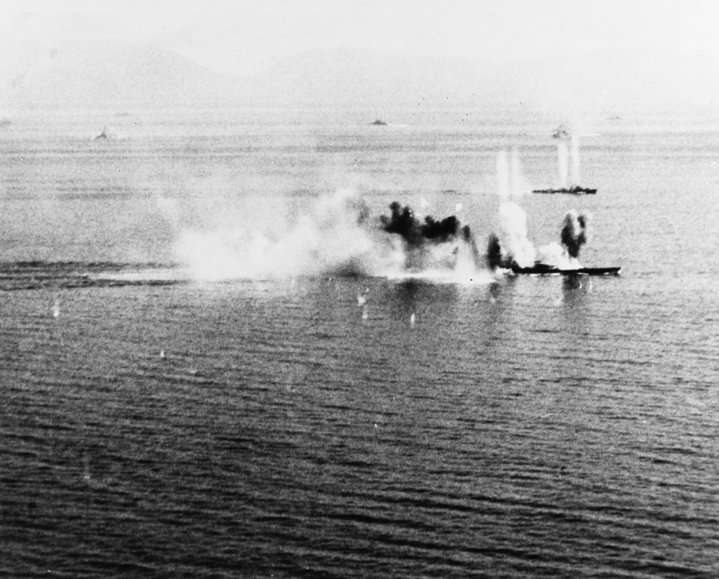 IJM battleship Musashi under attack during Battle of the Sibuyan Sea