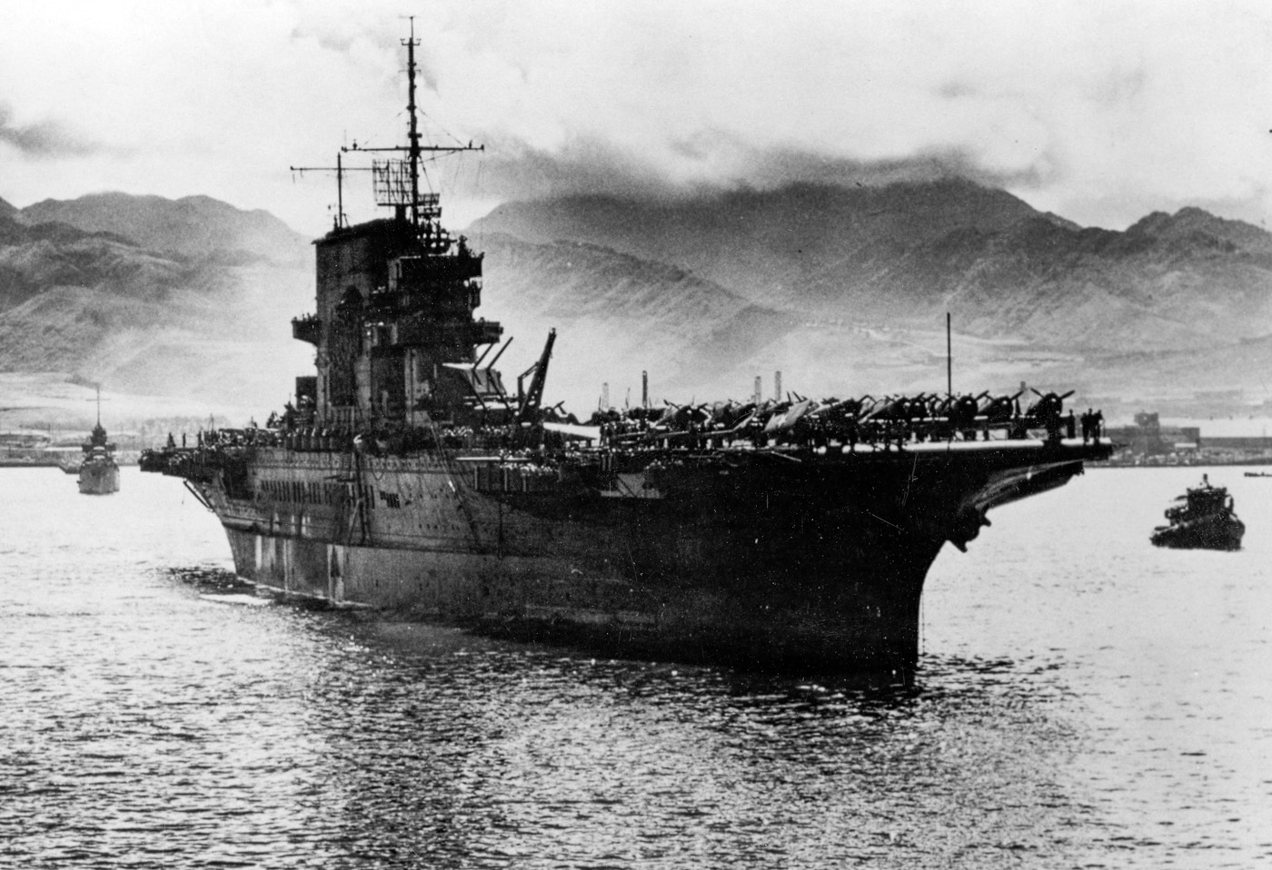 USS Saratoga CV-3 arrives at Pearl Harbor Hawaii June 1942