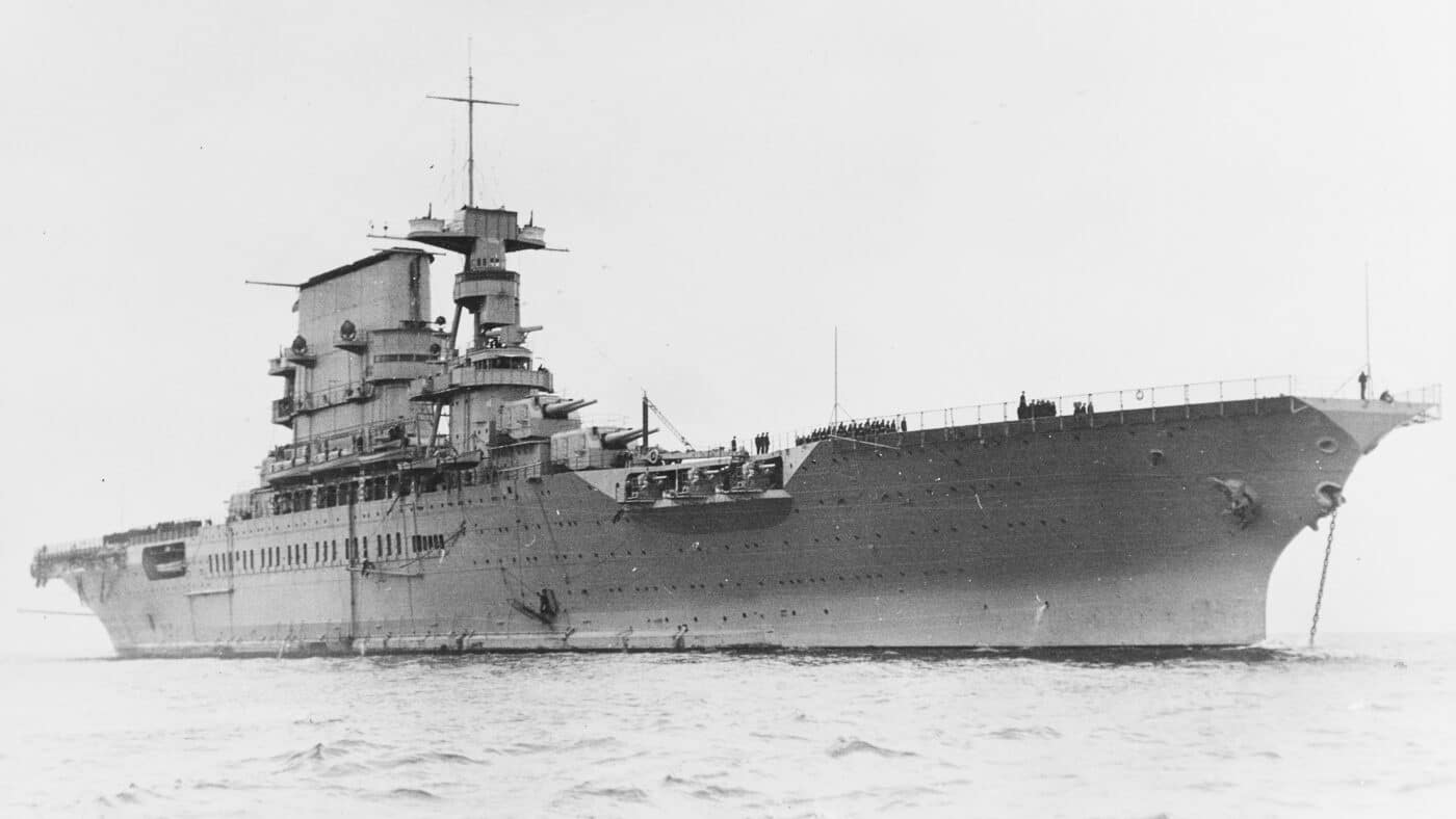USS Saratoga CV-3 in 1928