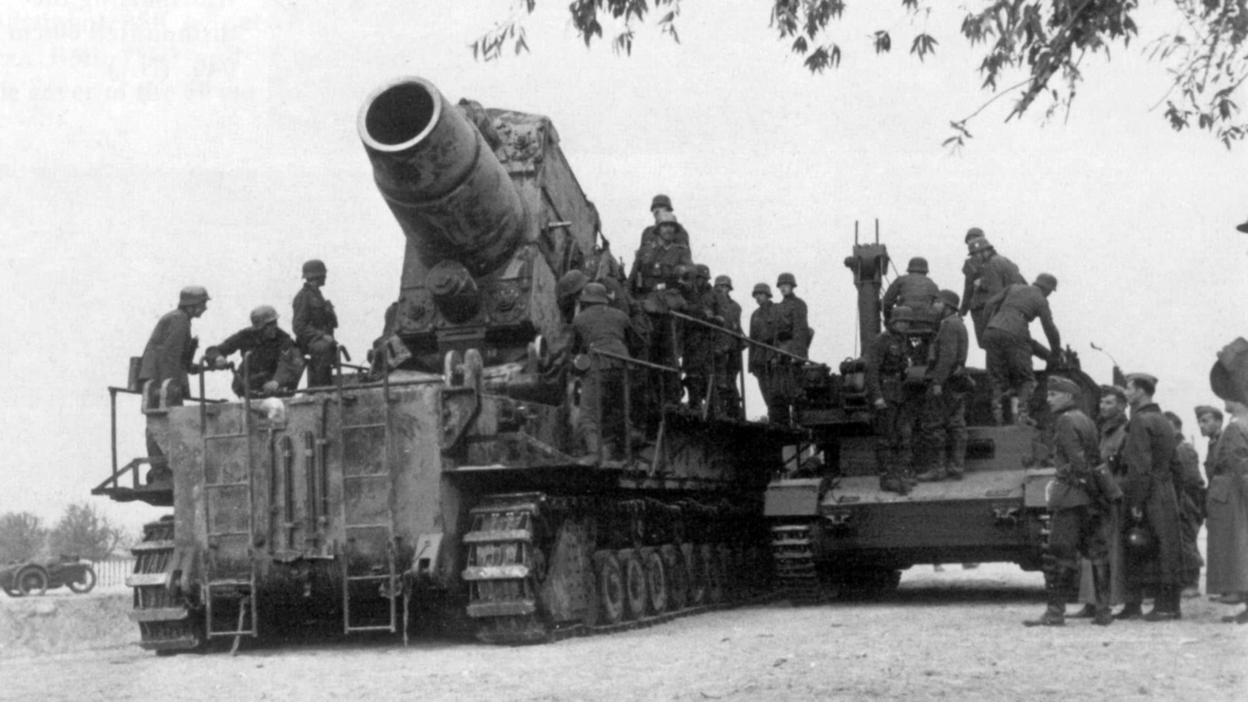 Karl-Gerät Mortar: Germany’s Tracked Giant Karl-Gerät Mortar: Germany’s Tracked Giant