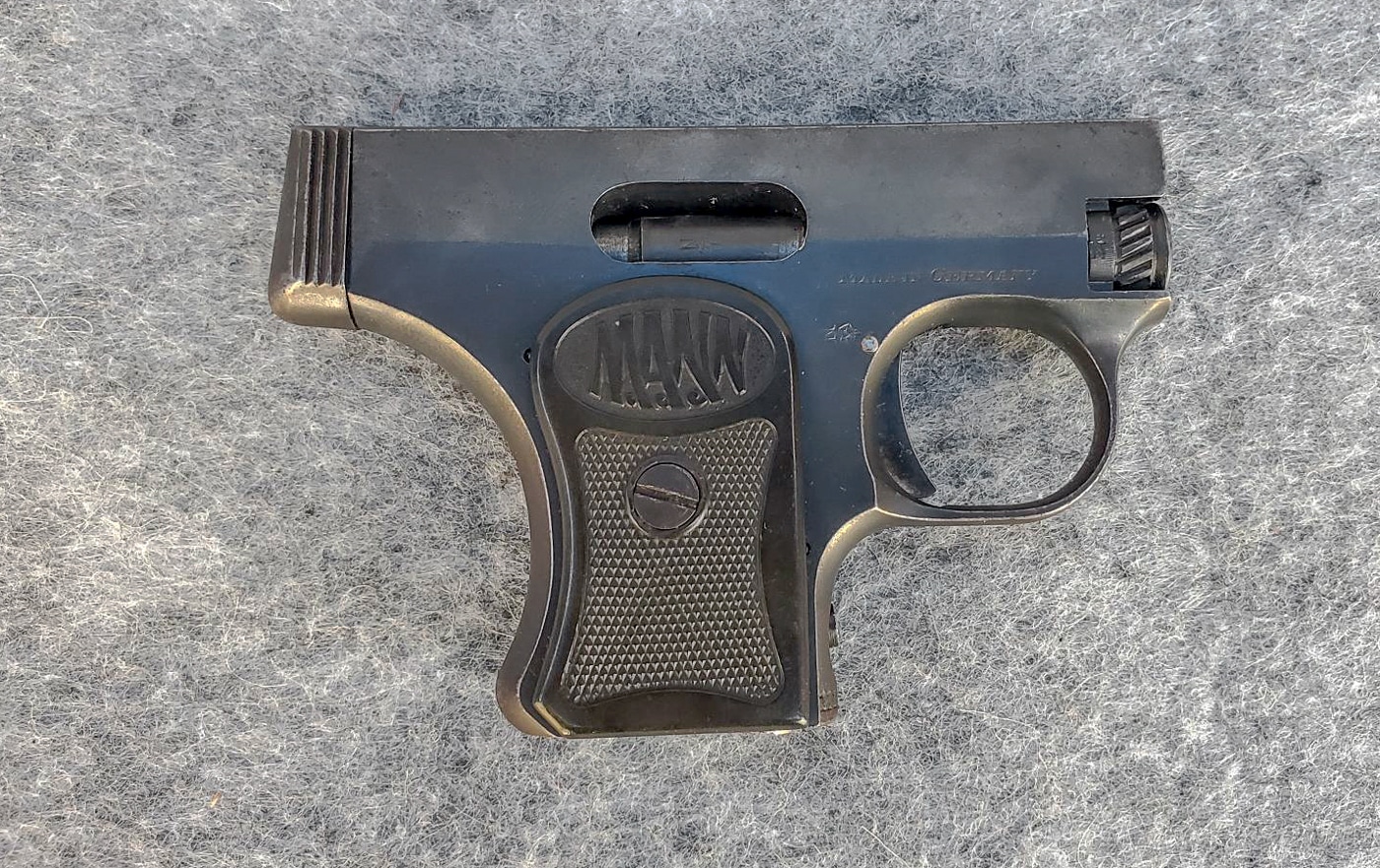 right side of Fritz Man pistol Model 1921