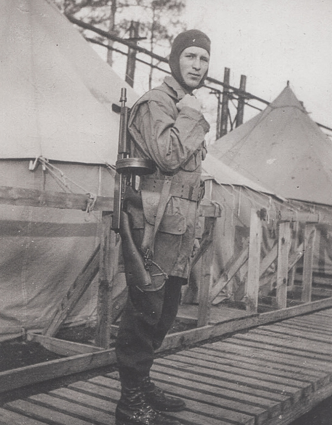 Paramarine Harry Morriessey USMC armed with Thompson submachine gun fitted with 50 round drum magazine