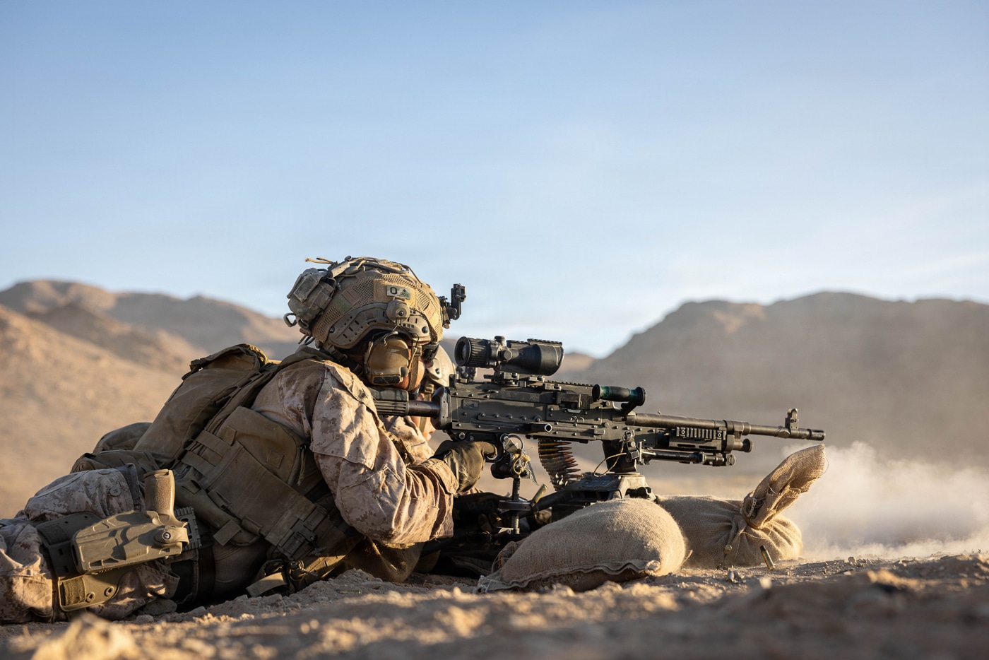 US Marine fires M240B machine gun at Twentynine Palms California