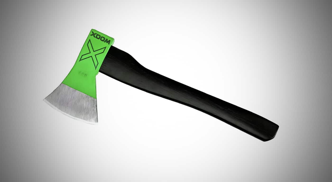 WOOX Thunderbird throwing axe used by the author in this survival article