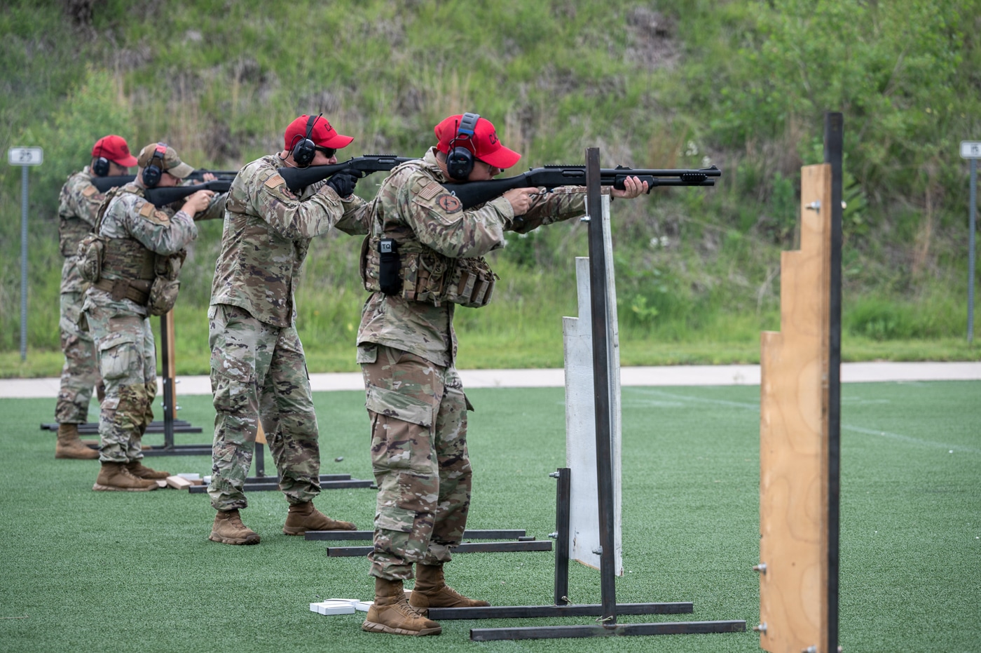 military police shotgun training on outdoor range