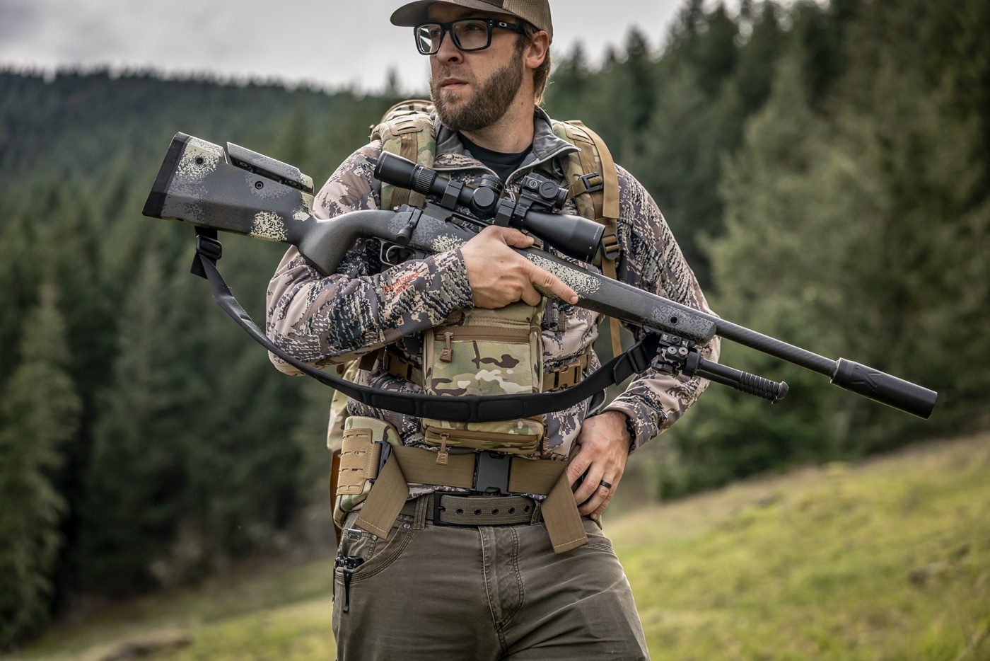 authors rifle with a Vortex 4.5-22x scope and a Sparc red dot mounted in the 12 o clock position