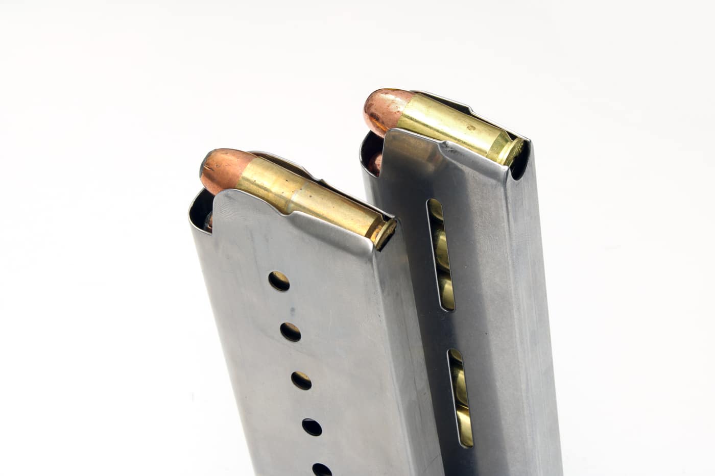 compare .45 Win Mag LAR Grizzly to 45 ACP 1911 magazine